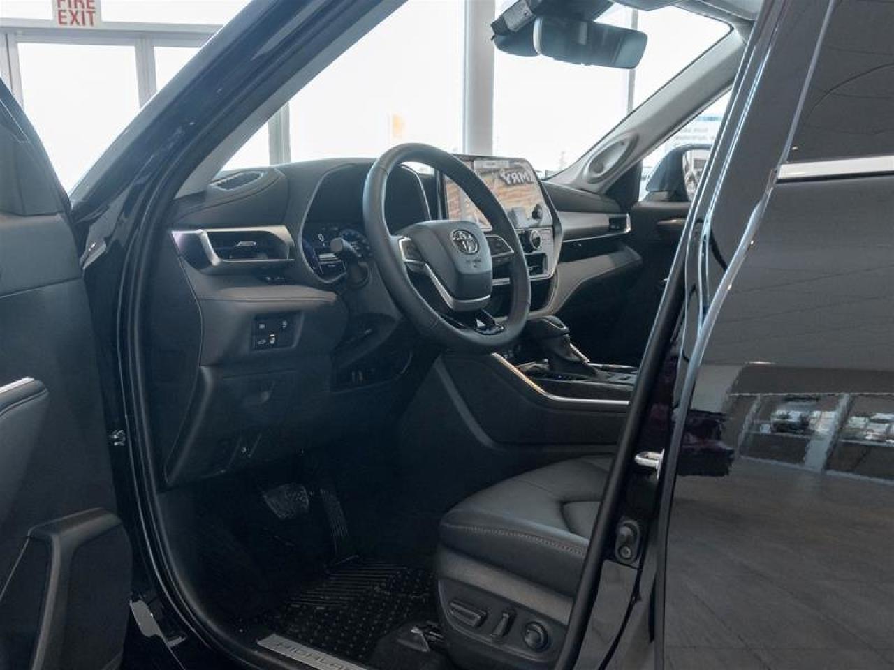 2026 Toyota Highlander Limited AWD Pano Sunroof | Navi | JBL Audio | Wireless Charging | Limited Photo