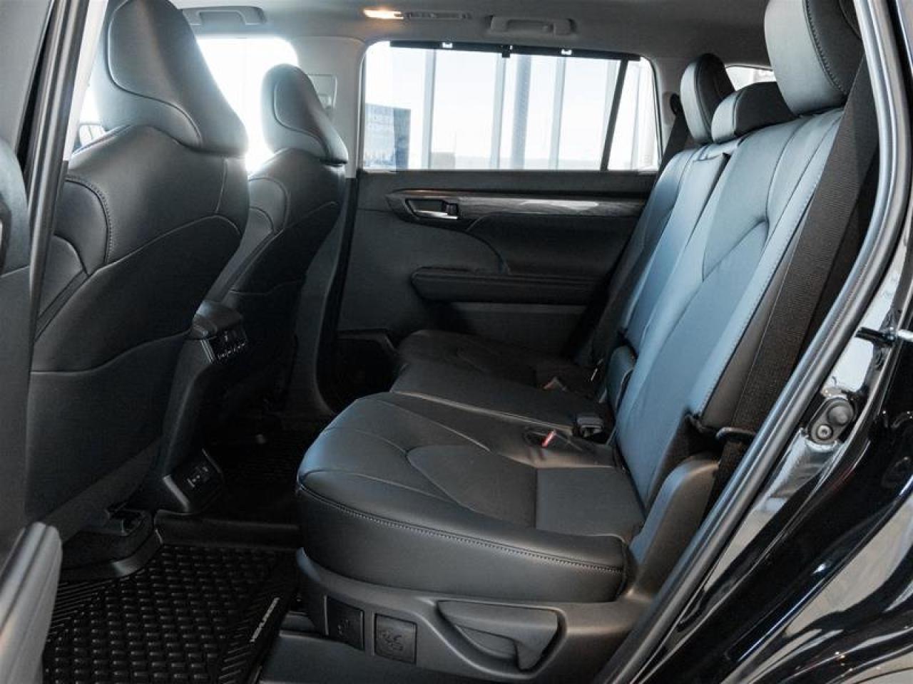 2026 Toyota Highlander Limited AWD Pano Sunroof | Navi | JBL Audio | Wireless Charging | Limited Photo