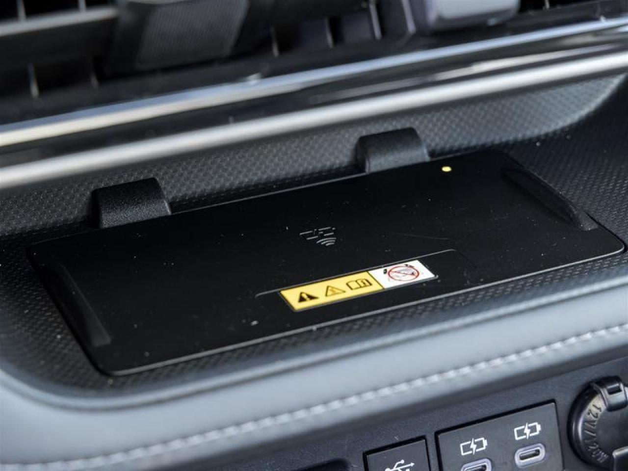 2024 Toyota Highlander XLE AWD Sunroof | Backup Cam | Heated Seats | Wireless Charging | XLE Photo