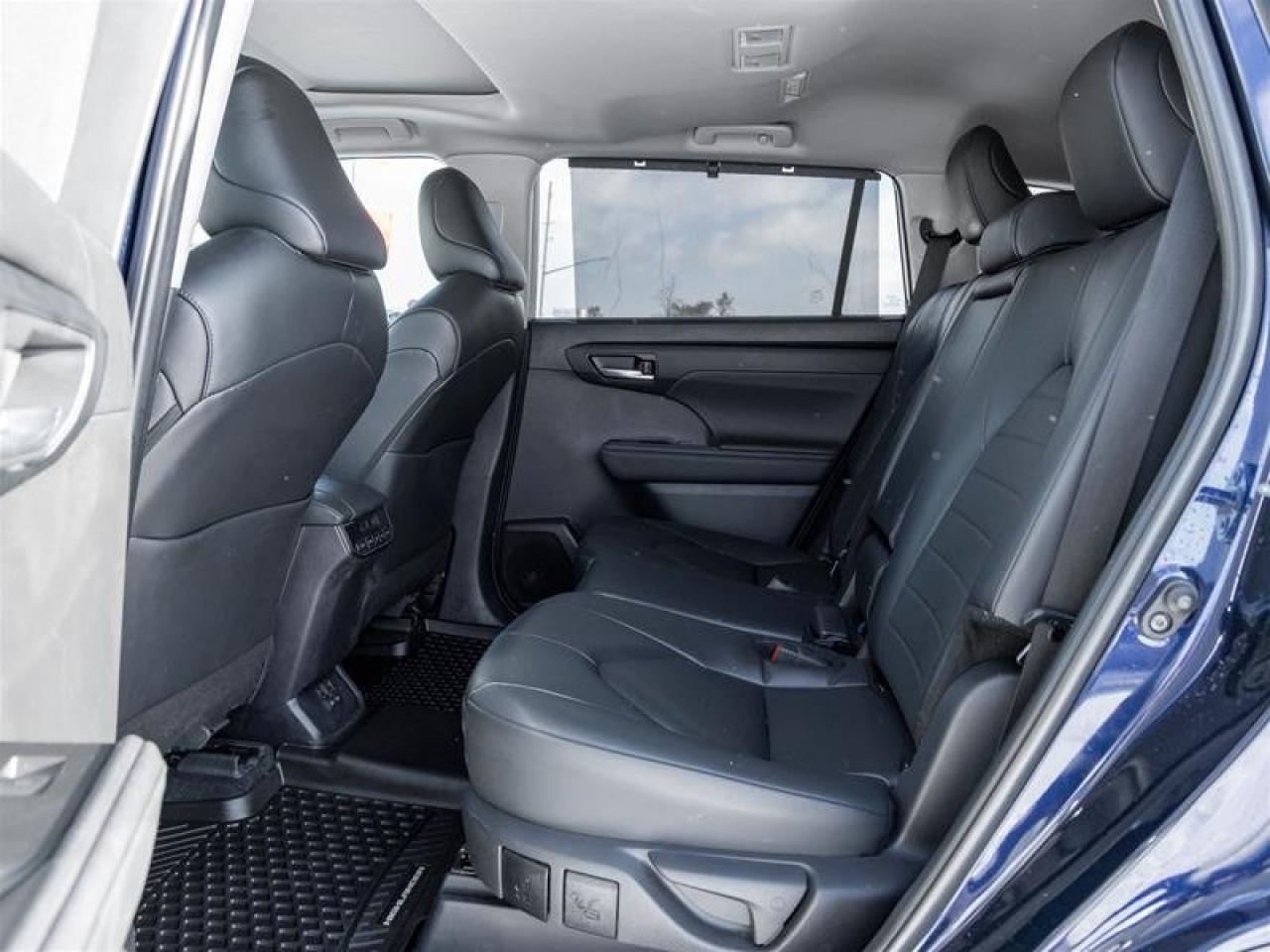 2024 Toyota Highlander XLE AWD Sunroof | Backup Cam | Heated Seats | Wireless Charging | XLE Photo