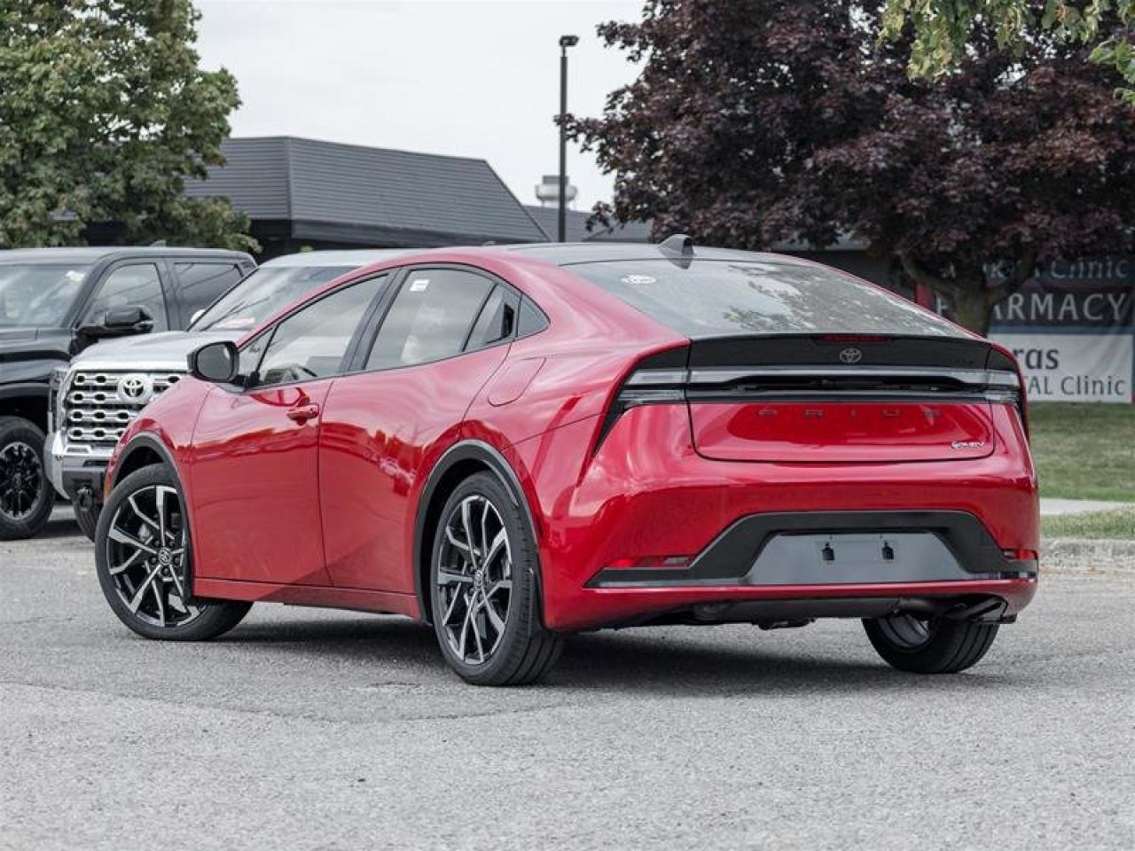 2026 Toyota Prius Plug-In Hybrid XSE Photo4