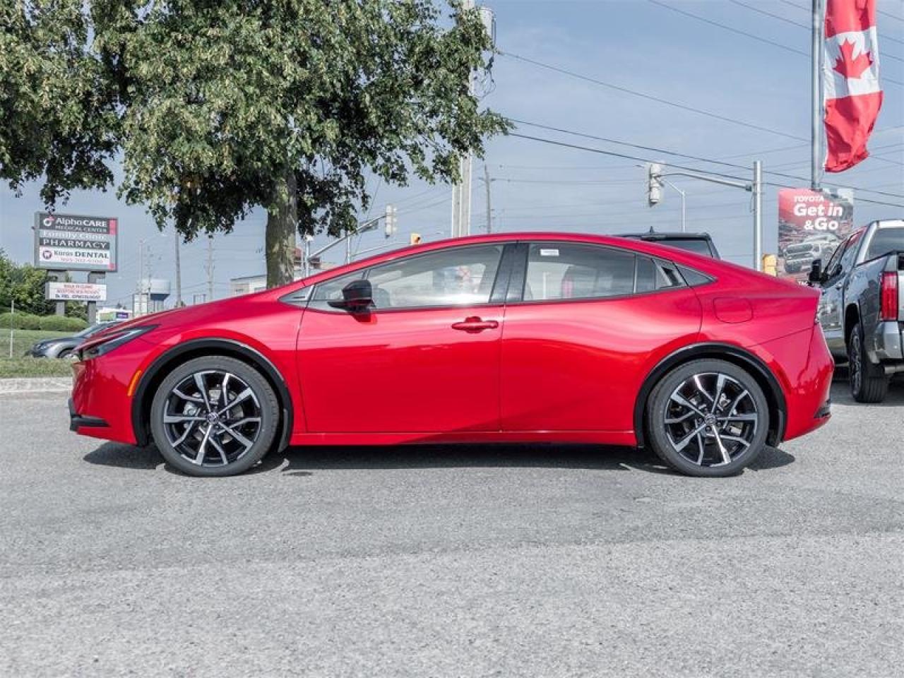 2026 Toyota Prius Plug-In Hybrid XSE Photo2