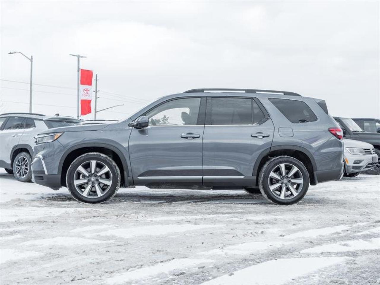 2025 Honda Pilot Touring Pano Sunroof | Backup Cam | Navi | Ventilated Seats | Bose Audio | Wireless Charging | Touring Photo2