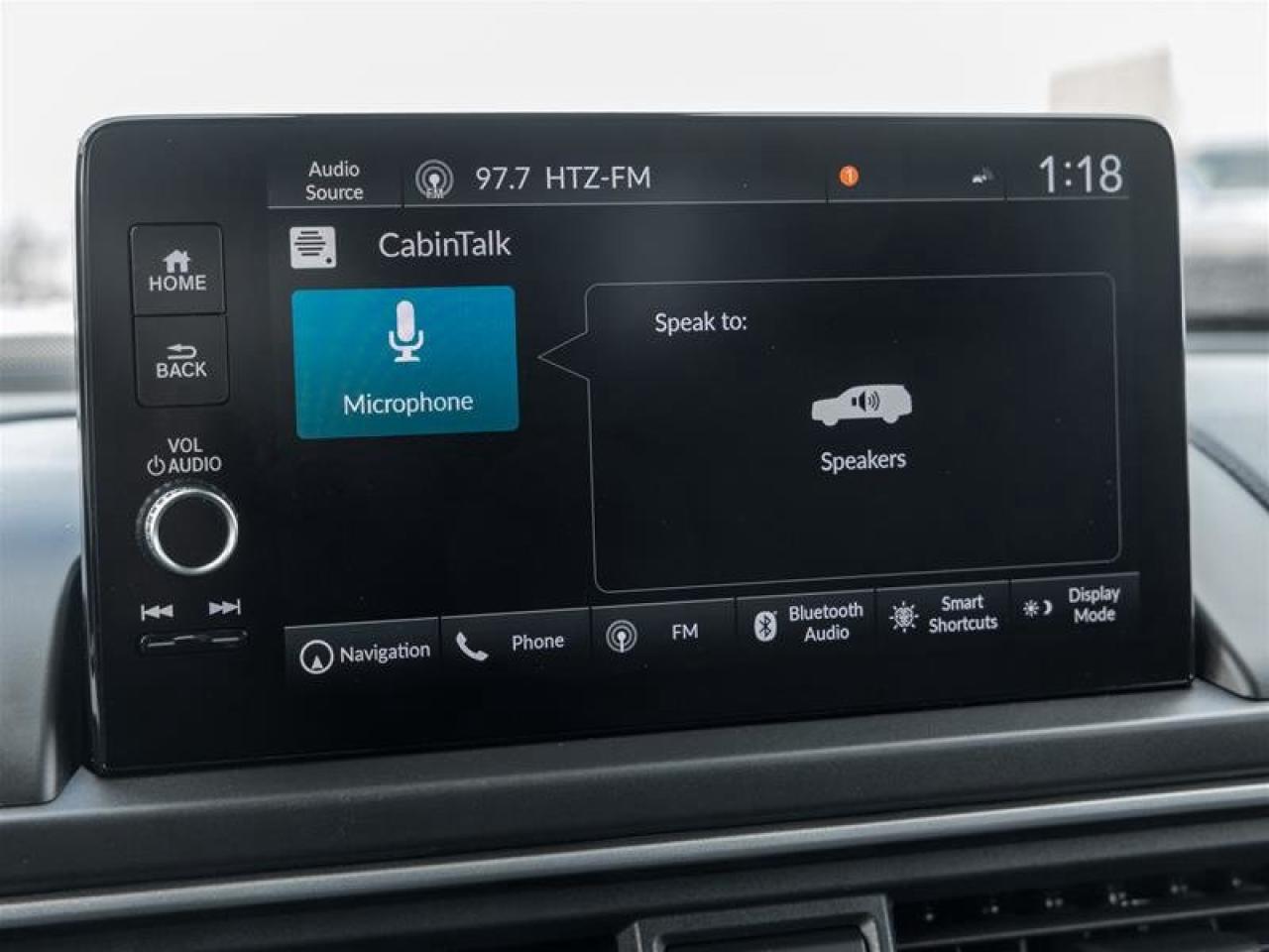 2025 Honda Pilot Touring Pano Sunroof | Backup Cam | Navi | Ventilated Seats | Bose Audio | Wireless Charging | Touring Photo