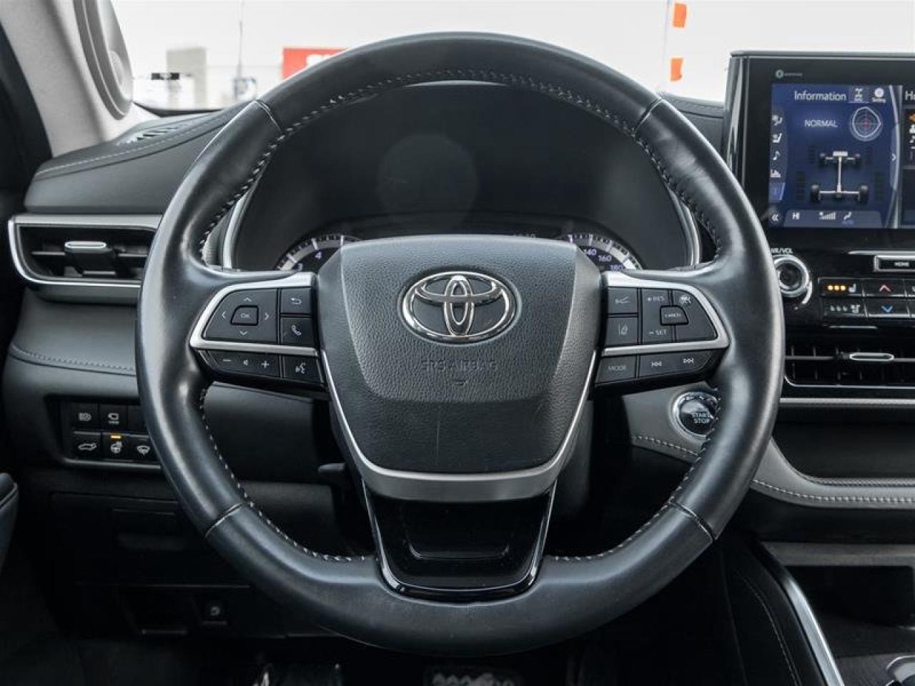 2022 Toyota Highlander Limited AWD Navi| Heated and Vented Seats| Pano Sunroof| Backup Camera| JBL Audio| AWD Photo
