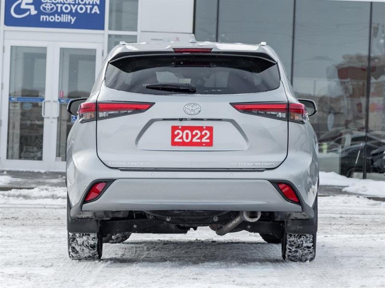 2022 Toyota Highlander Limited AWD Navi| Heated and Vented Seats| Pano Sunroof| Backup Camera| JBL Audio| AWD Photo