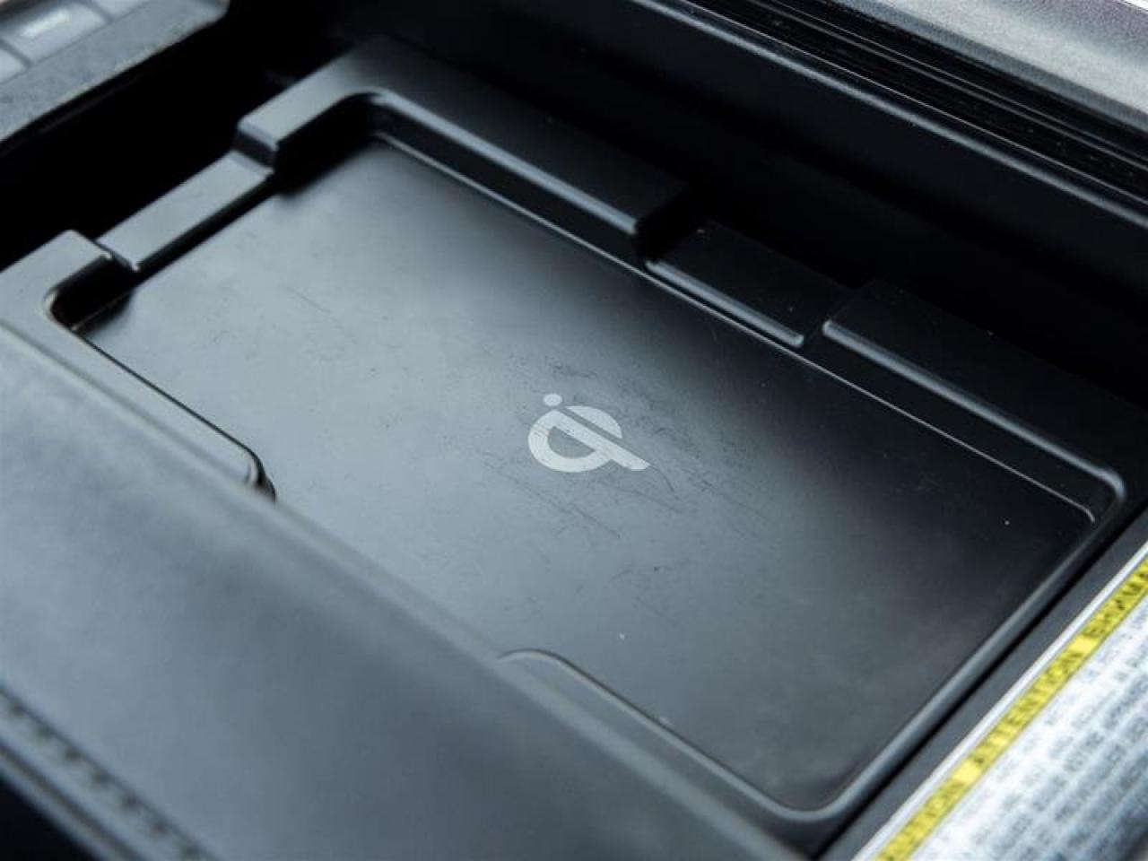 2022 Toyota Highlander Limited AWD Navi| Heated and Vented Seats| Pano Sunroof| Backup Camera| JBL Audio| AWD Photo