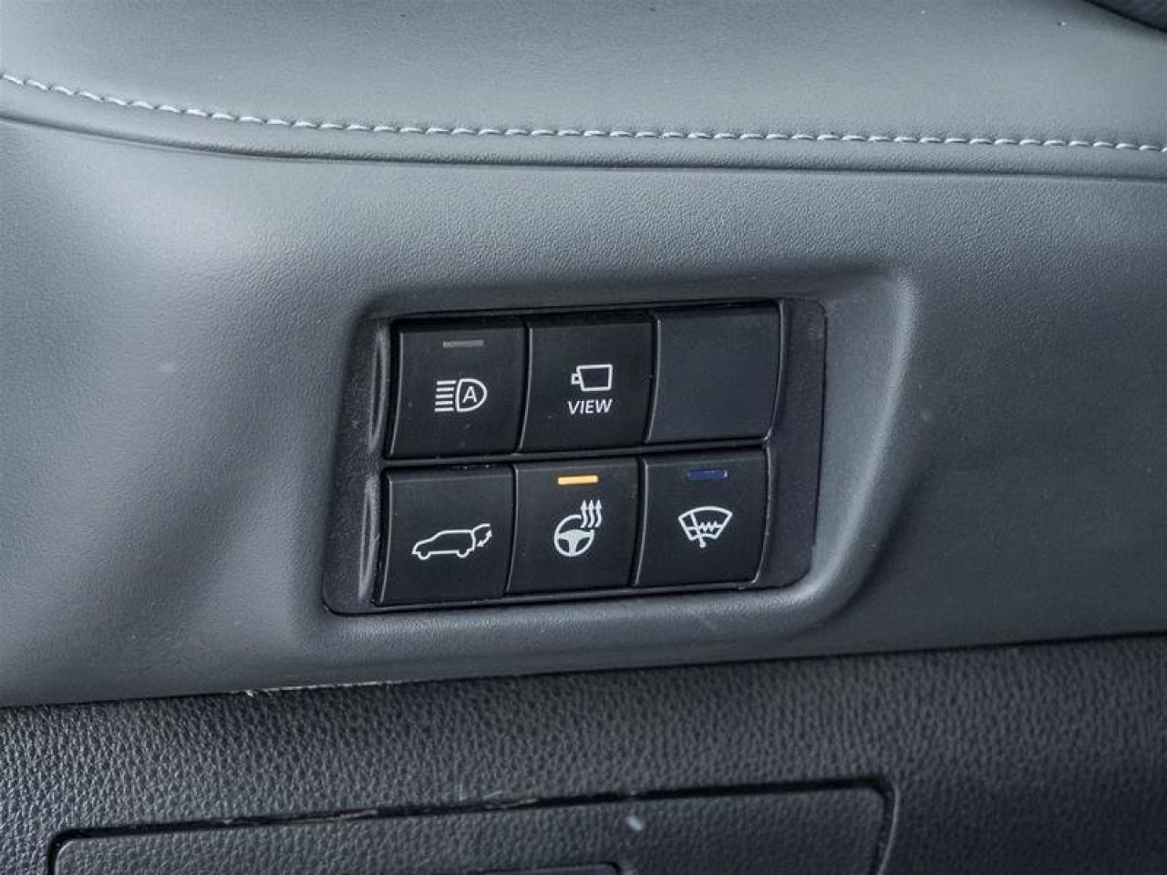 2022 Toyota Highlander Limited AWD Navi| Heated and Vented Seats| Pano Sunroof| Backup Camera| JBL Audio| AWD Photo