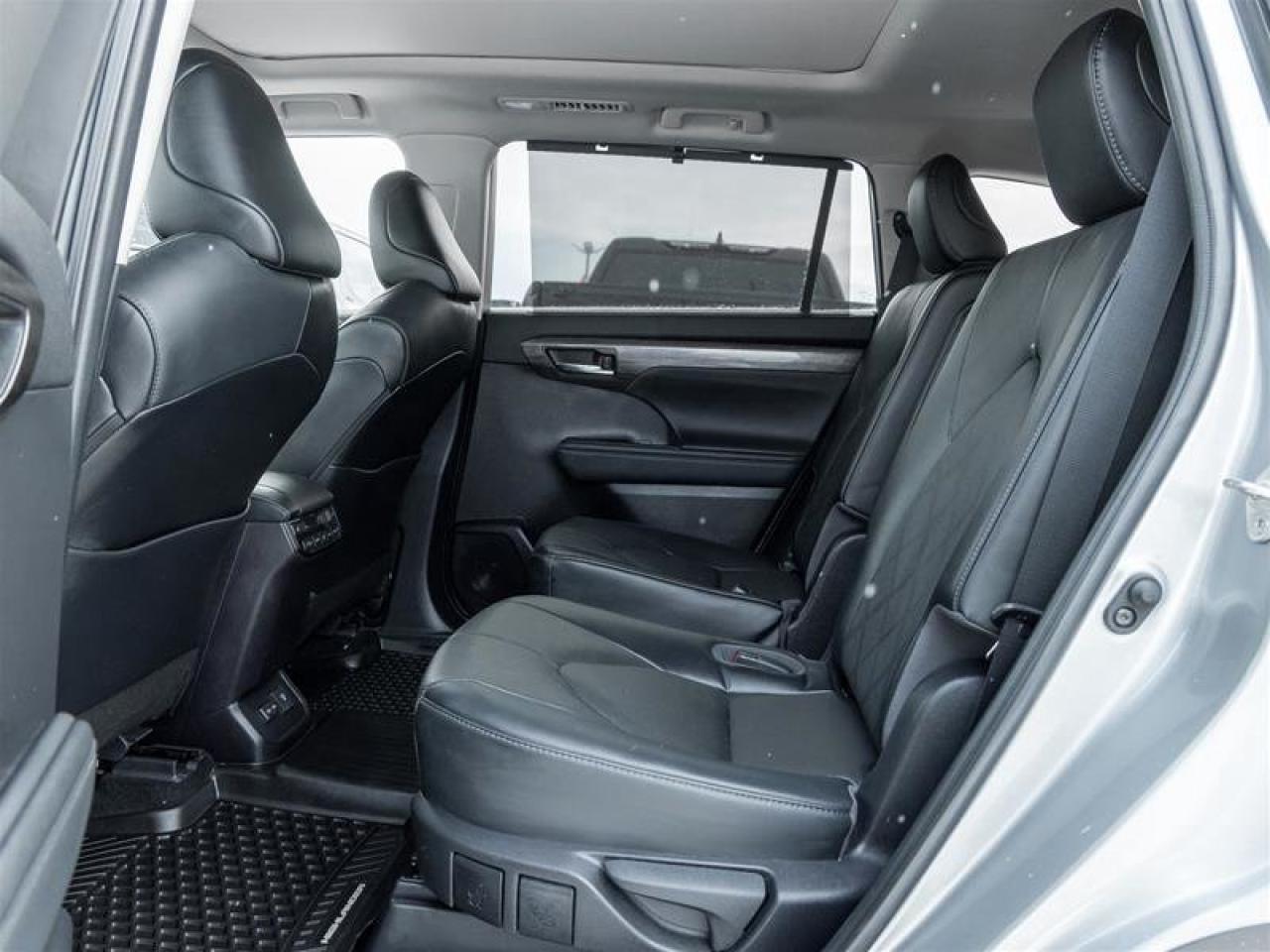 2022 Toyota Highlander Limited AWD Navi| Heated and Vented Seats| Pano Sunroof| Backup Camera| JBL Audio| AWD Photo