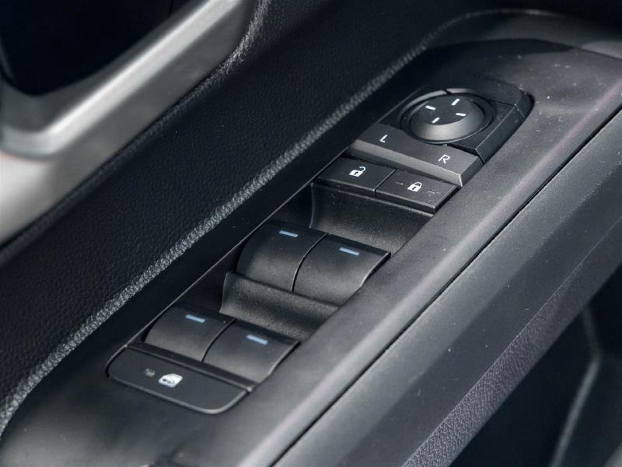 2025 Toyota TACOMA HYBRID Tacoma HV Double Cab Sunroof | Navi | Backup Cam | Wireless Charging | Hybrid Photo