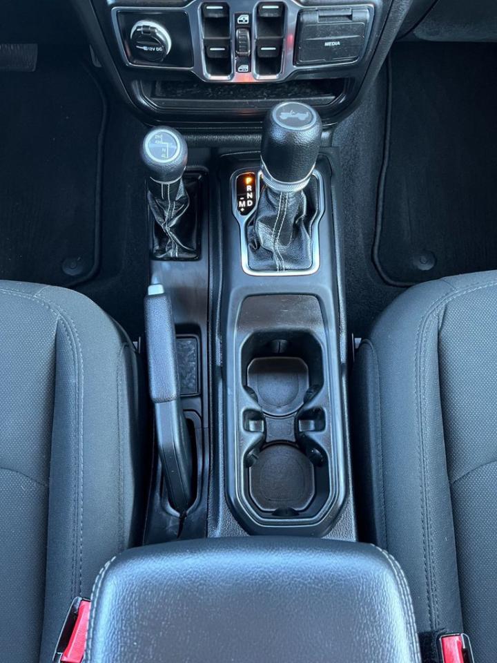 2021 Jeep Wrangler Unlimited Sahara Photo