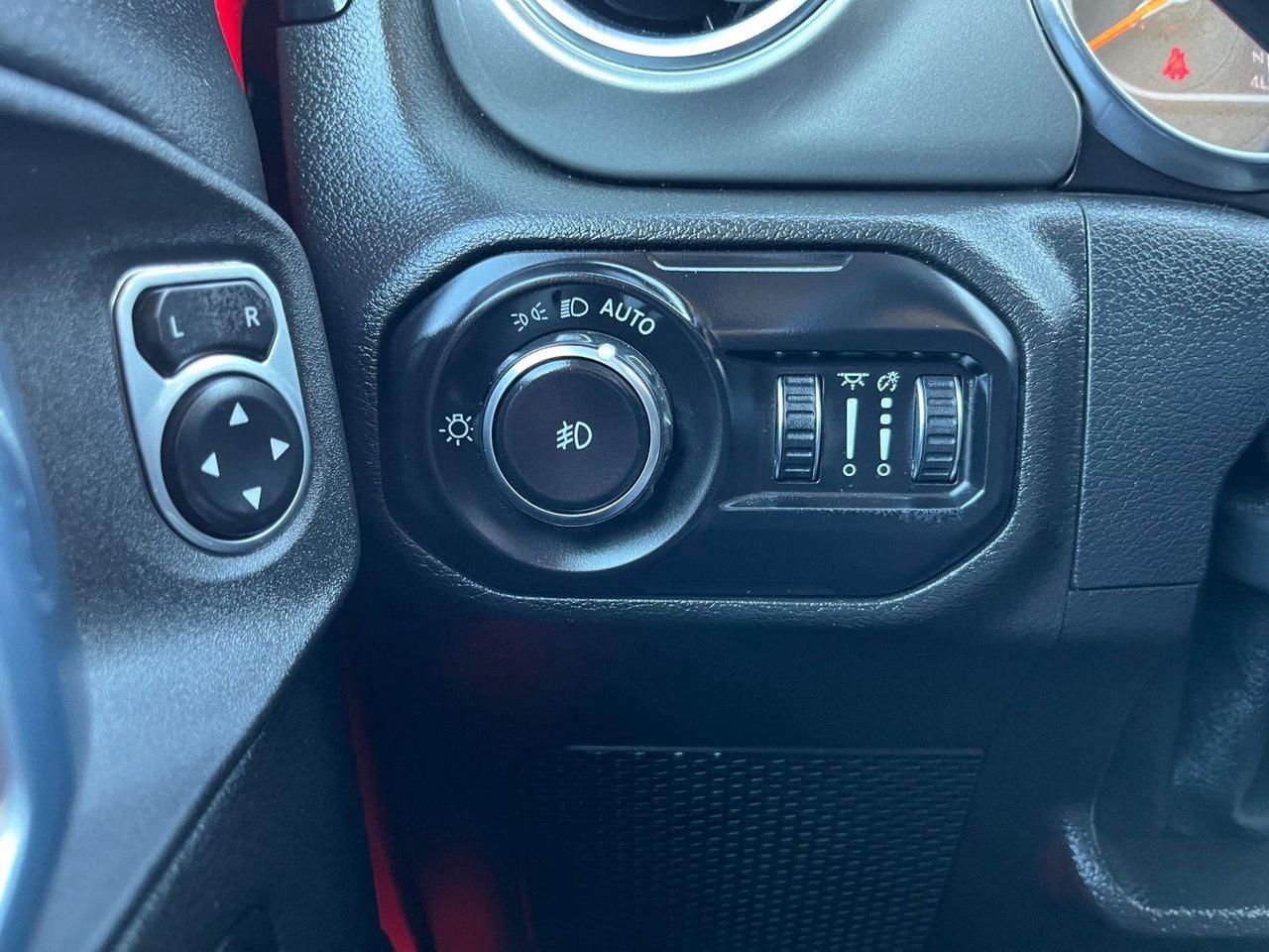 2021 Jeep Wrangler Unlimited Sahara Photo