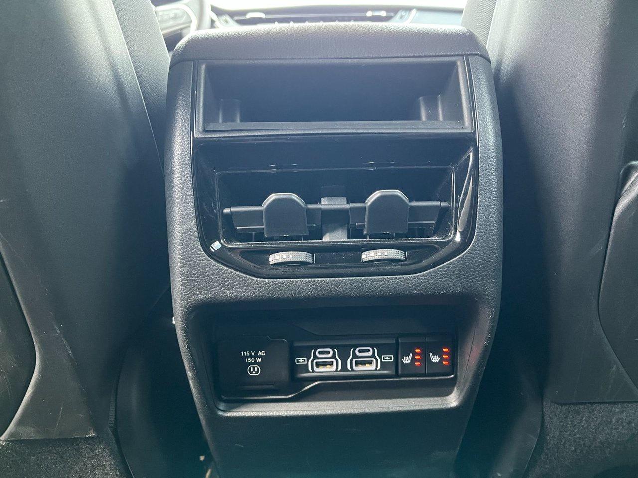 2023 Jeep Grand Cherokee LIMITED 4X4 Photo