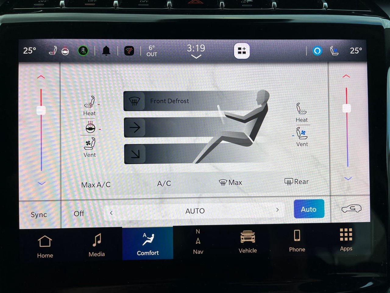 2023 Jeep Grand Cherokee LIMITED 4X4 Photo