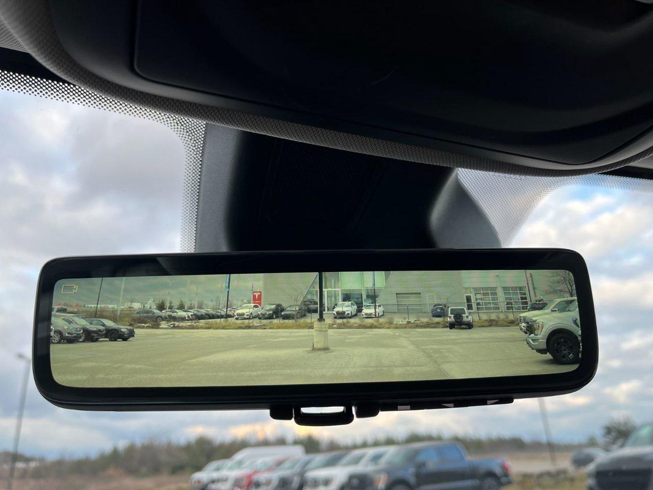 2023 Jeep Grand Cherokee LIMITED 4X4 Photo