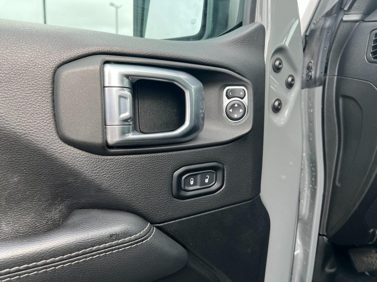 2022 Jeep Wrangler Unlimited Sahara 4X4 Photo