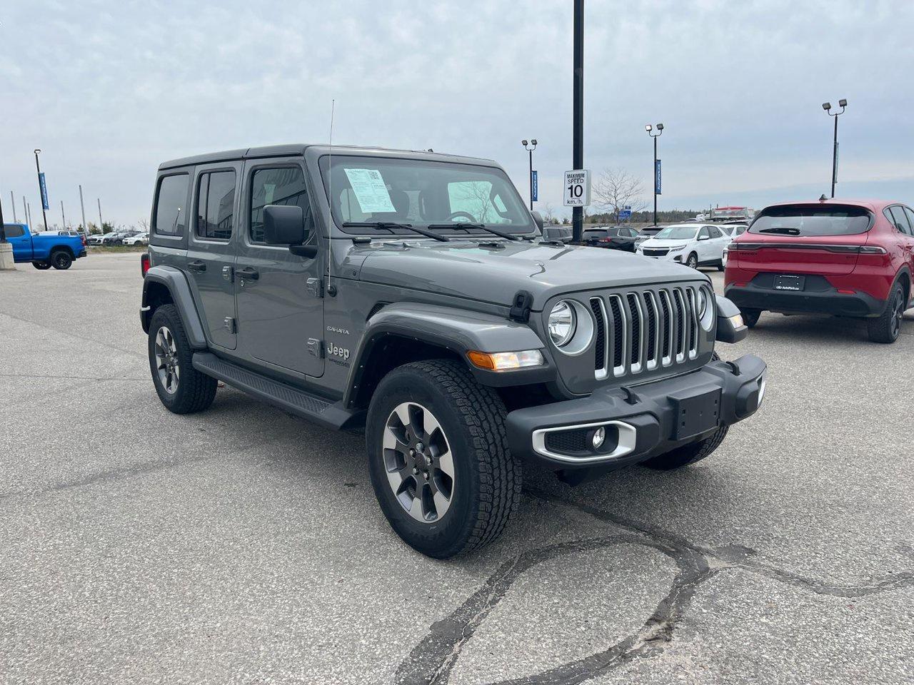 2022 Jeep Wrangler Unlimited Sahara 4X4 Photo3