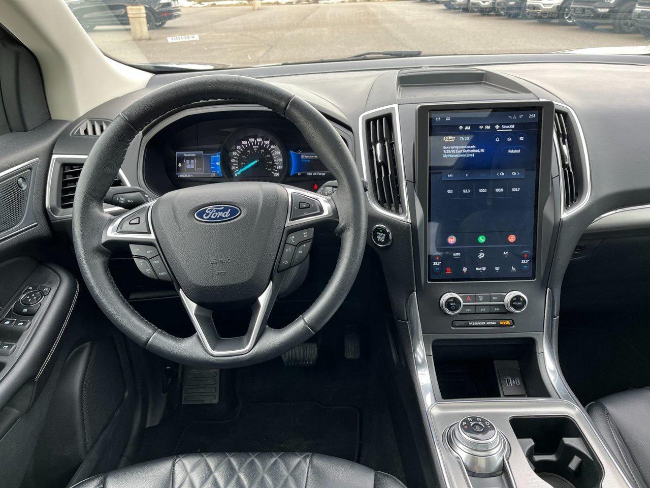 2024 Ford Edge Titanium AWD Photo