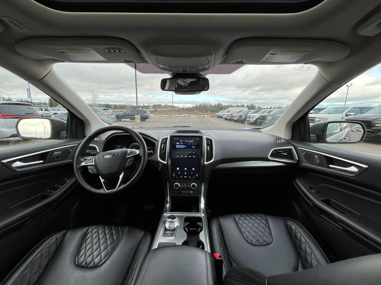 2024 Ford Edge Titanium AWD Photo