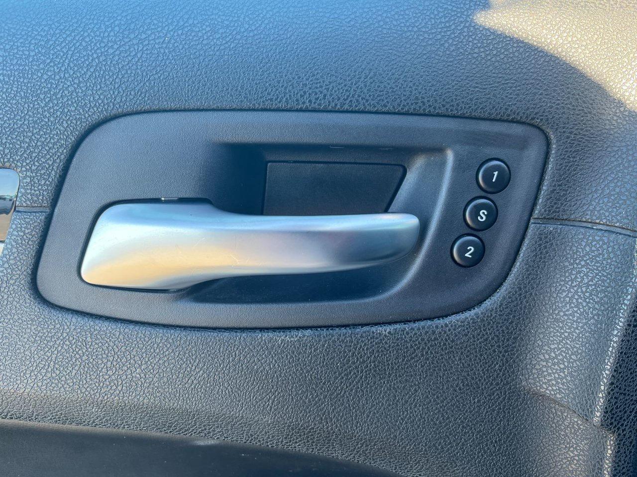 2023 Chrysler 300 S RWD Photo