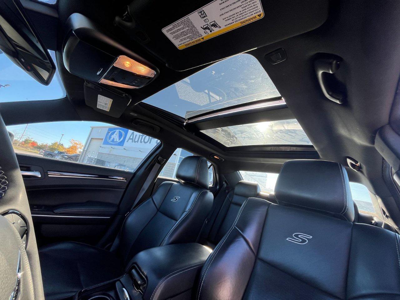 2023 Chrysler 300 S RWD Photo