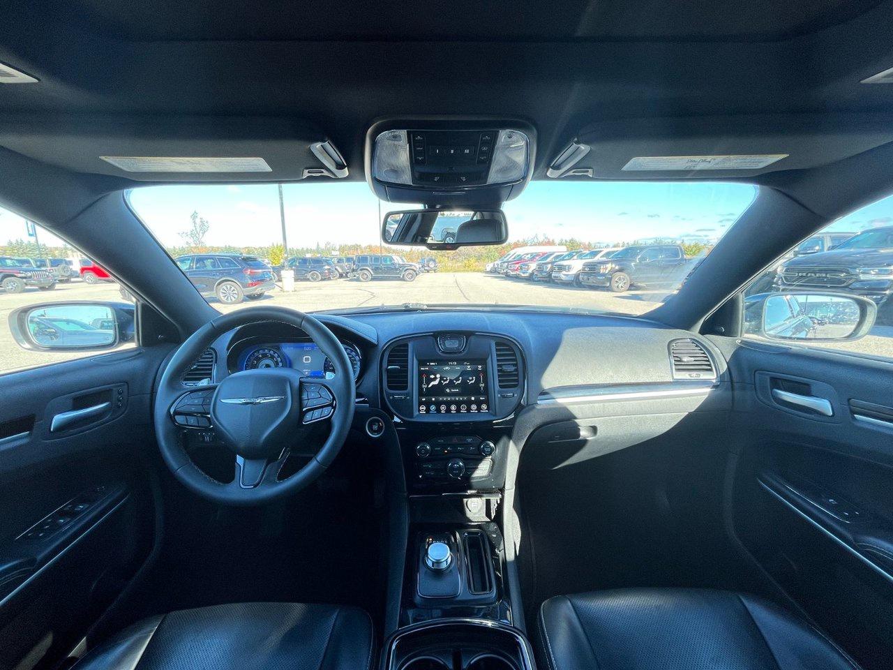 2023 Chrysler 300 S RWD Photo