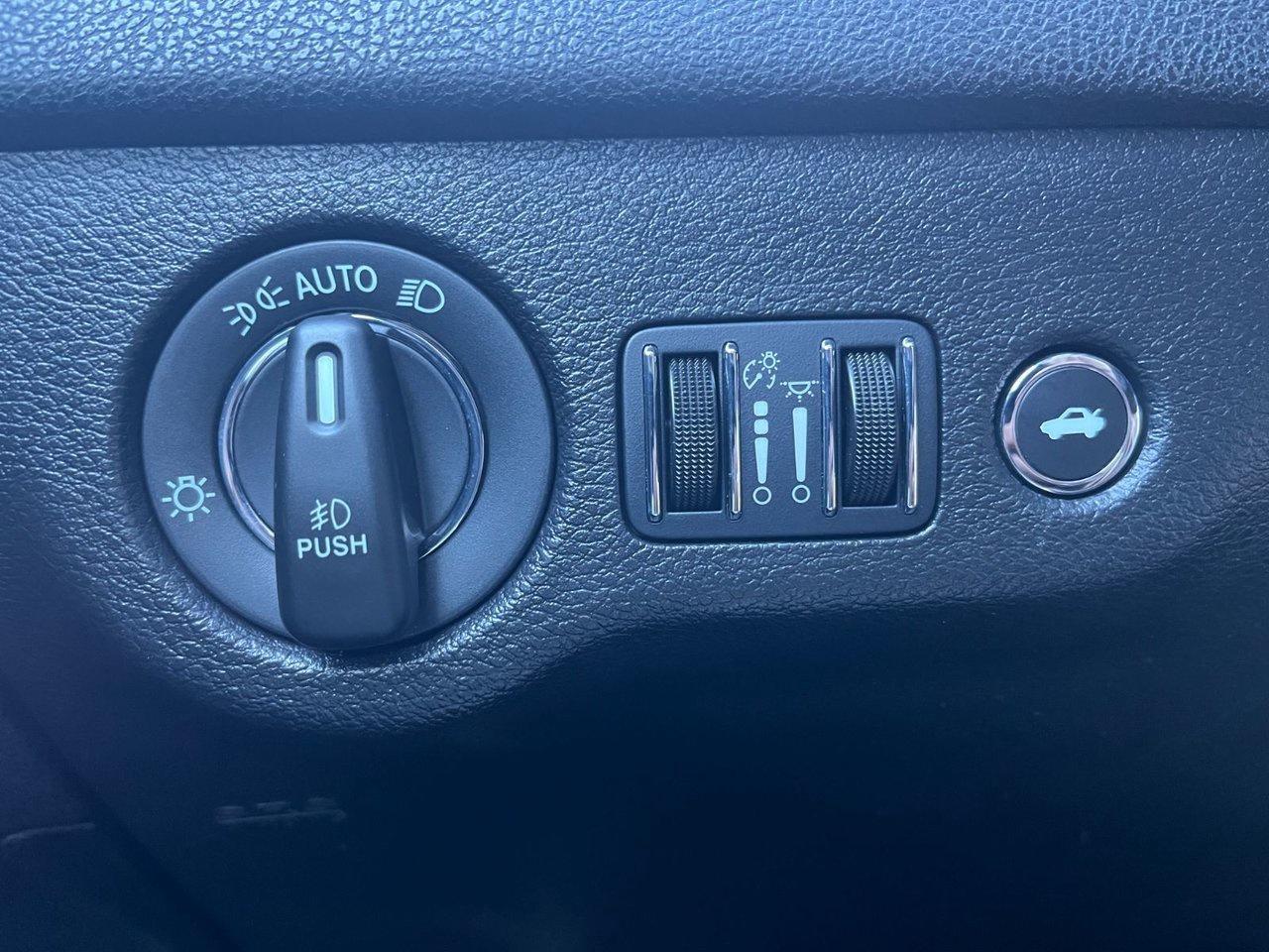 2023 Chrysler 300 S RWD Photo