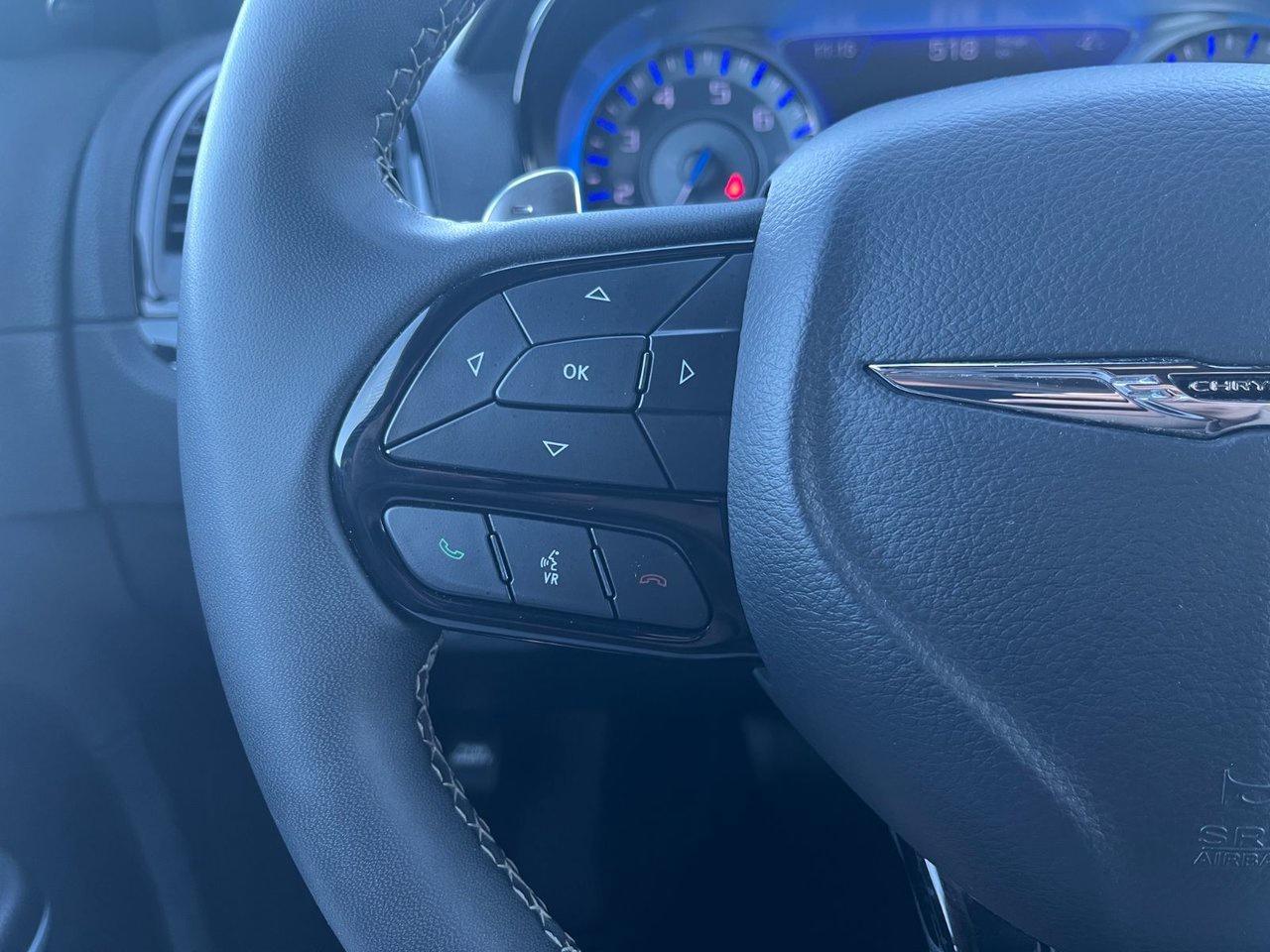 2023 Chrysler 300 S RWD Photo