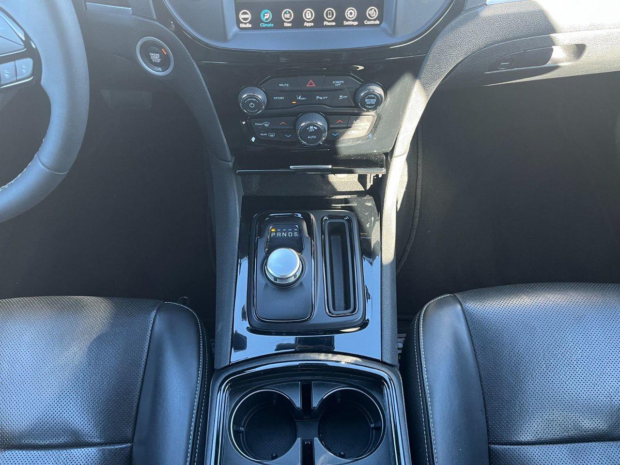 2023 Chrysler 300 S RWD Photo