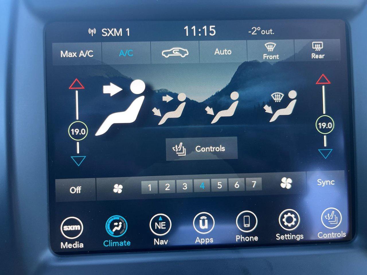 2023 Chrysler 300 S RWD Photo