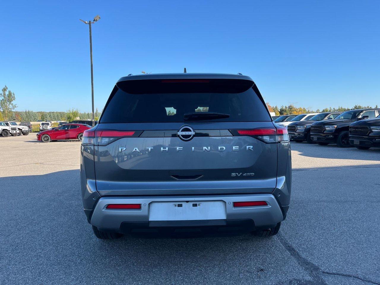 2024 Nissan Pathfinder SV AWD Photo