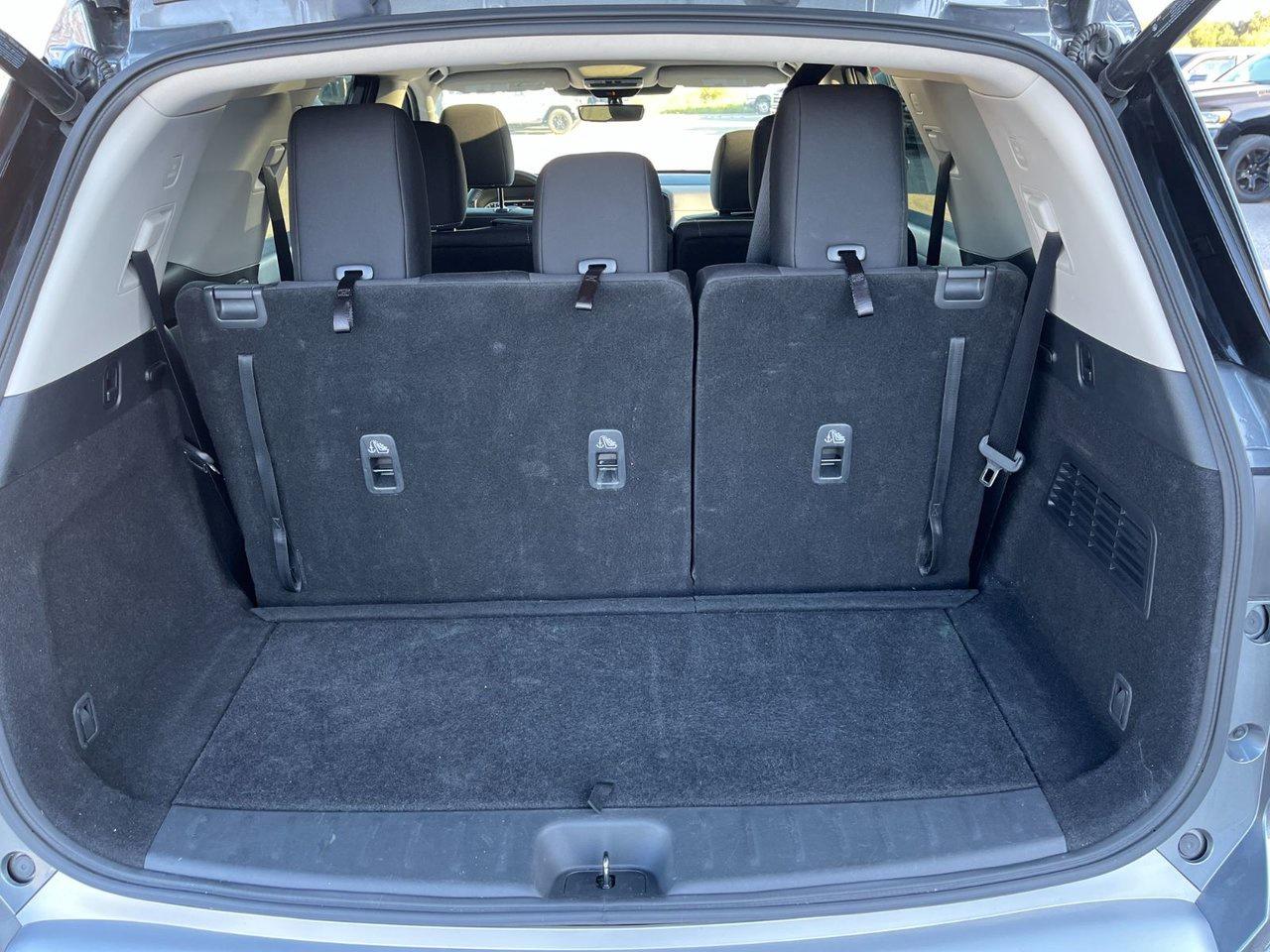 2024 Nissan Pathfinder SV AWD Photo