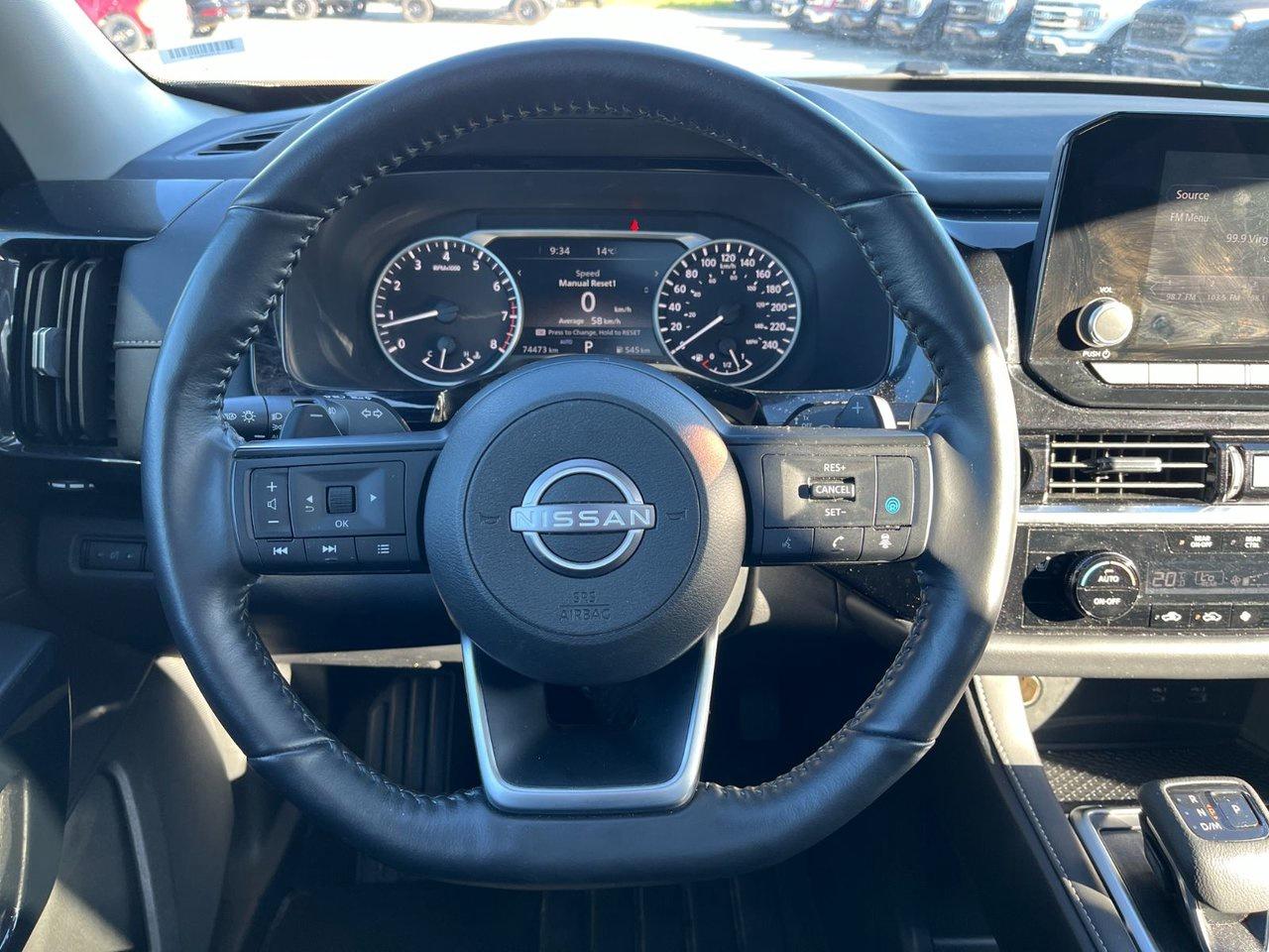 2024 Nissan Pathfinder SV AWD Photo