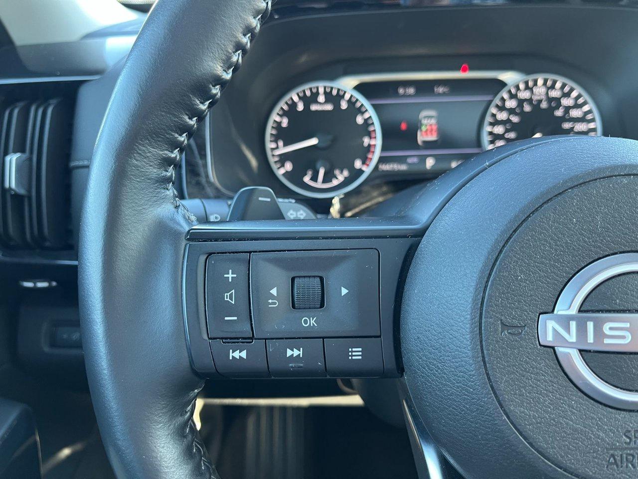 2024 Nissan Pathfinder SV AWD Photo