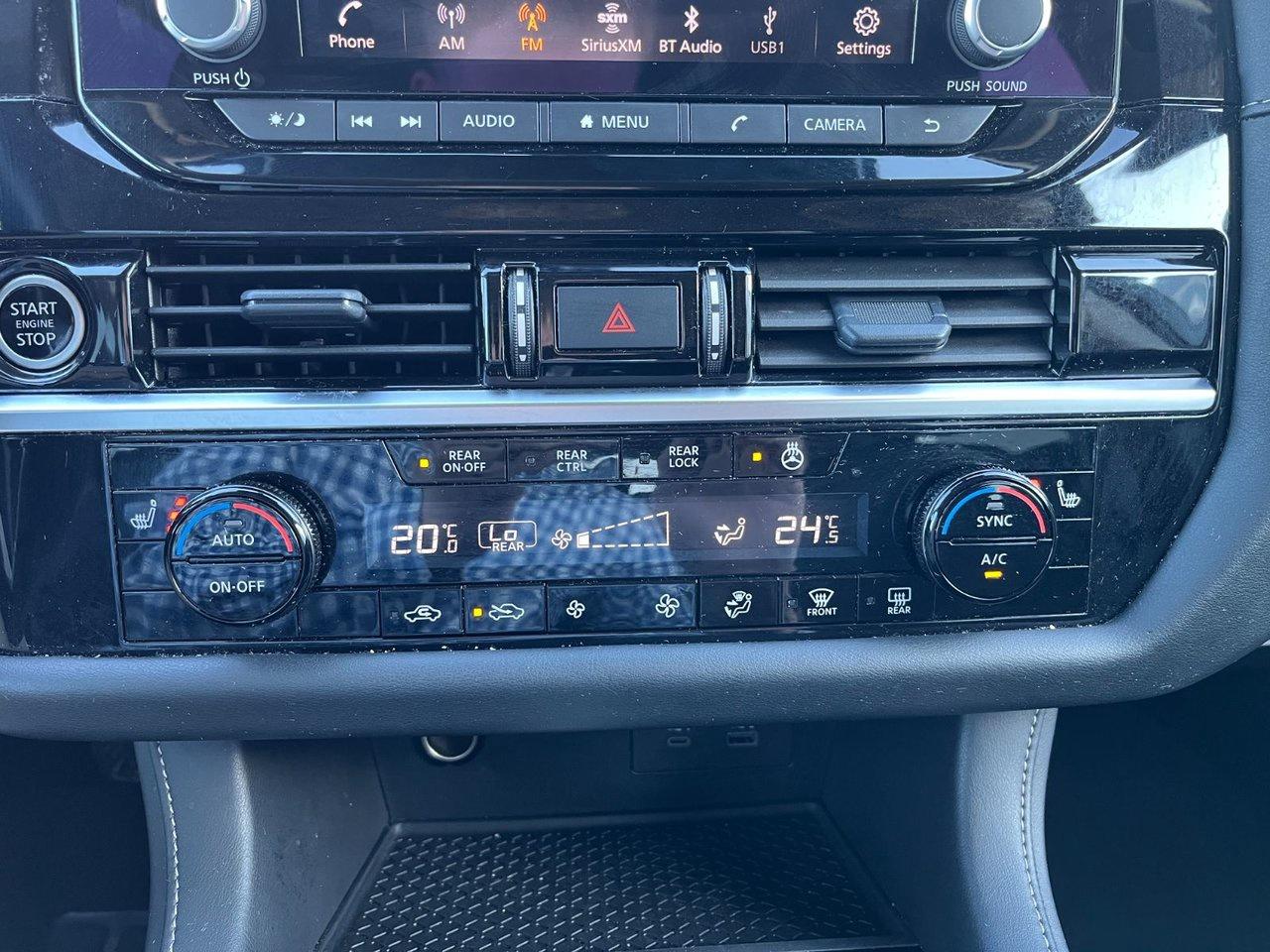 2024 Nissan Pathfinder SV AWD Photo