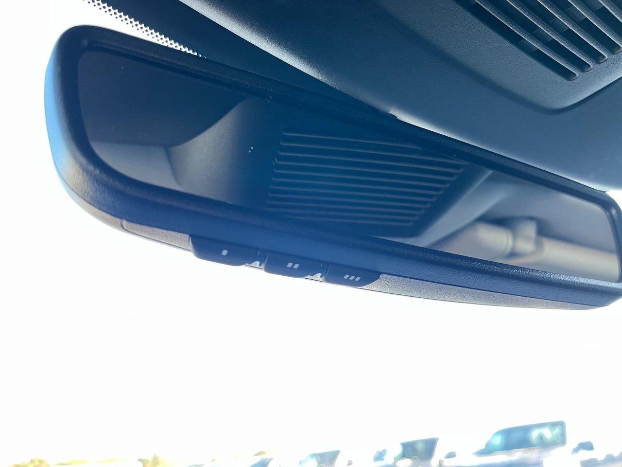 2024 Nissan Pathfinder SV AWD Photo