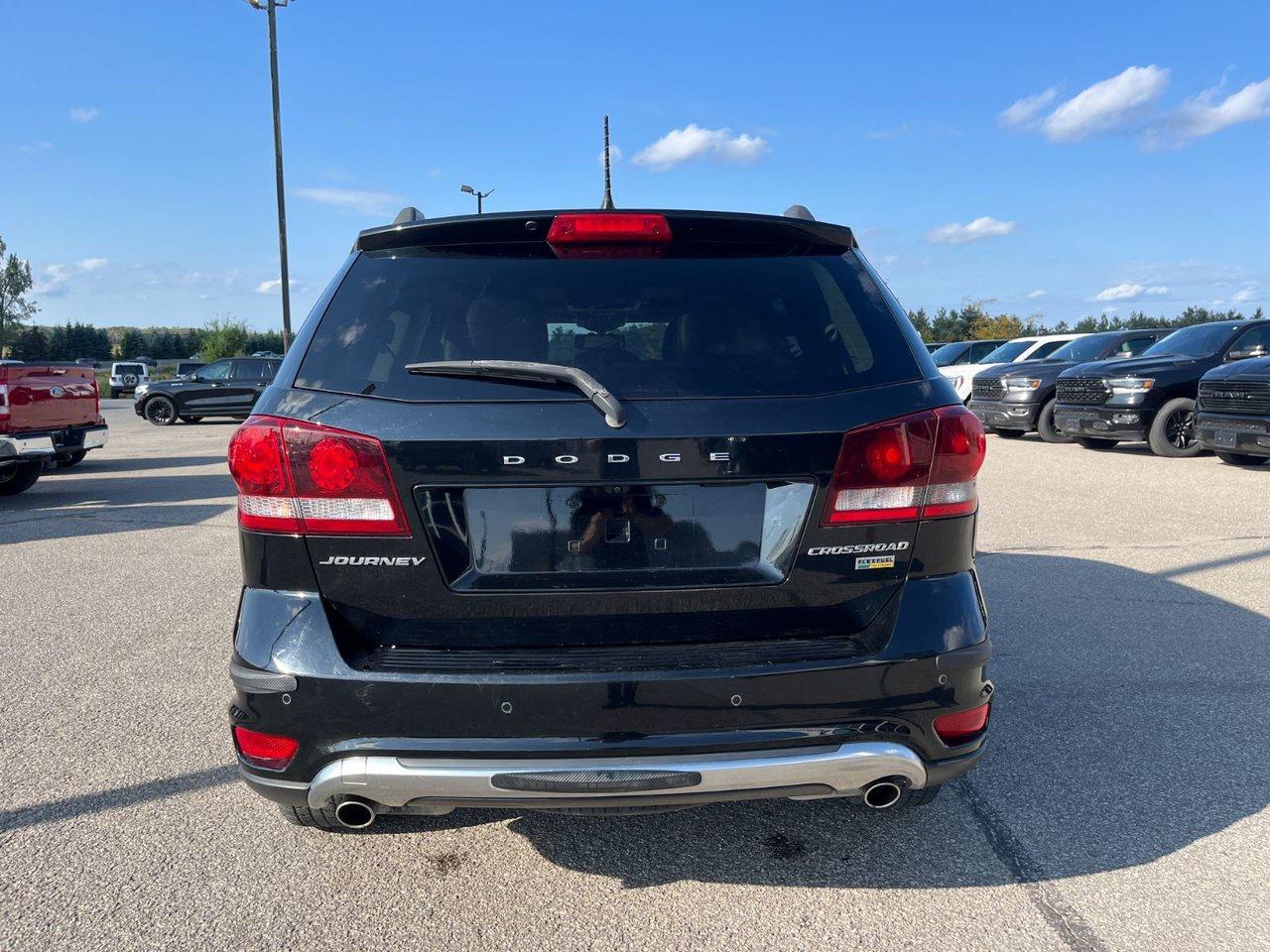 2017 Dodge Journey FWD 4DR CROSSROAD Photo