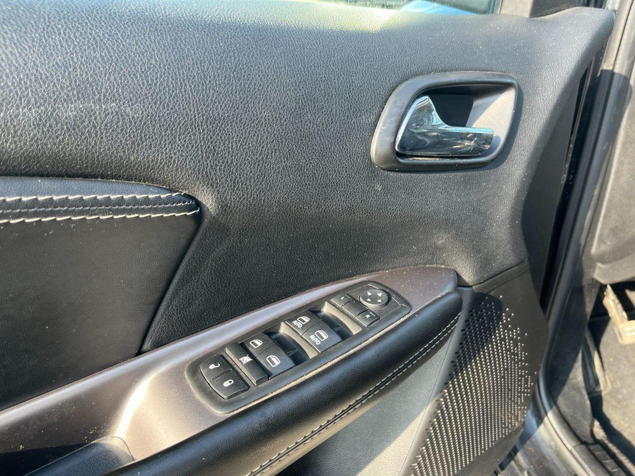 2017 Dodge Journey FWD 4DR CROSSROAD Photo