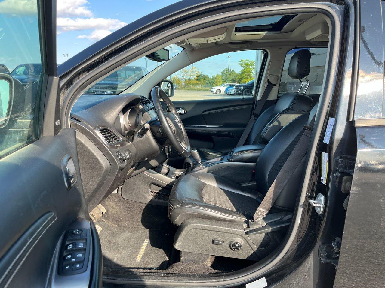 2017 Dodge Journey FWD 4DR CROSSROAD Photo