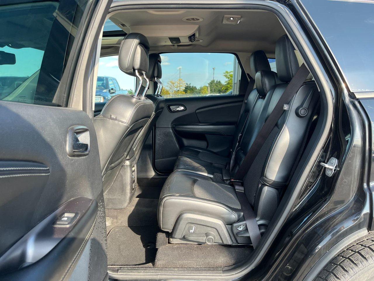 2017 Dodge Journey FWD 4DR CROSSROAD Photo