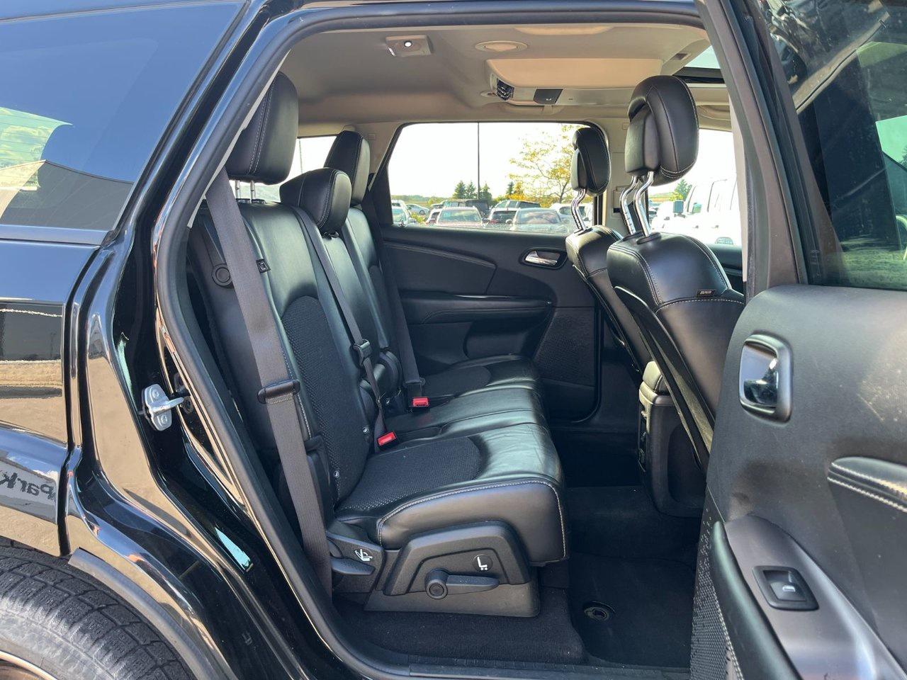 2017 Dodge Journey FWD 4DR CROSSROAD Photo