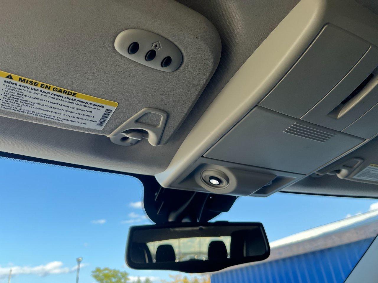 2017 Dodge Journey FWD 4DR CROSSROAD Photo