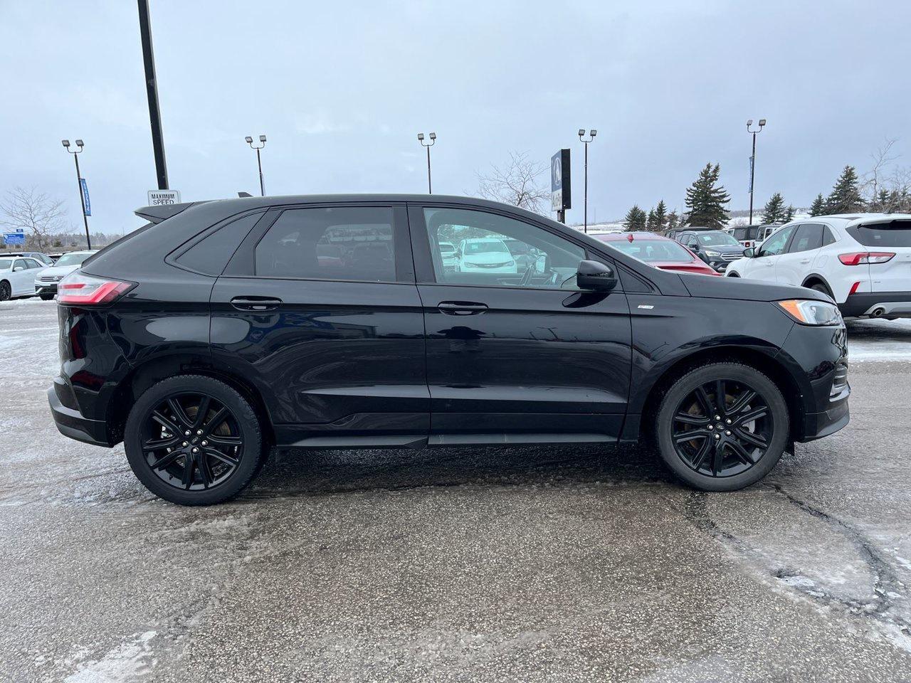 2022 Ford Edge ST Line AWD Photo4
