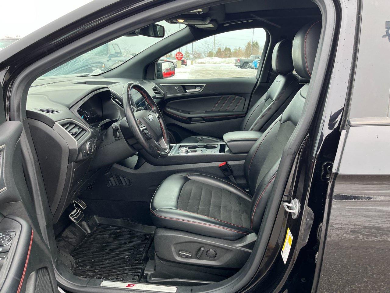 2022 Ford Edge ST Line AWD Photo