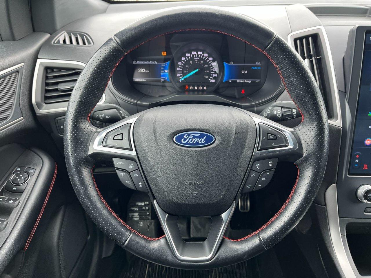 2022 Ford Edge ST Line AWD Photo