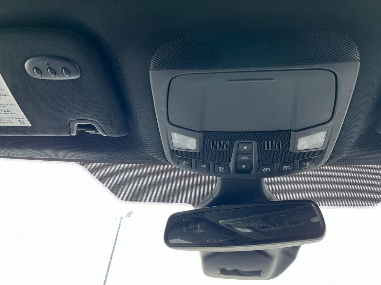 2022 Ford Edge ST Line AWD Photo