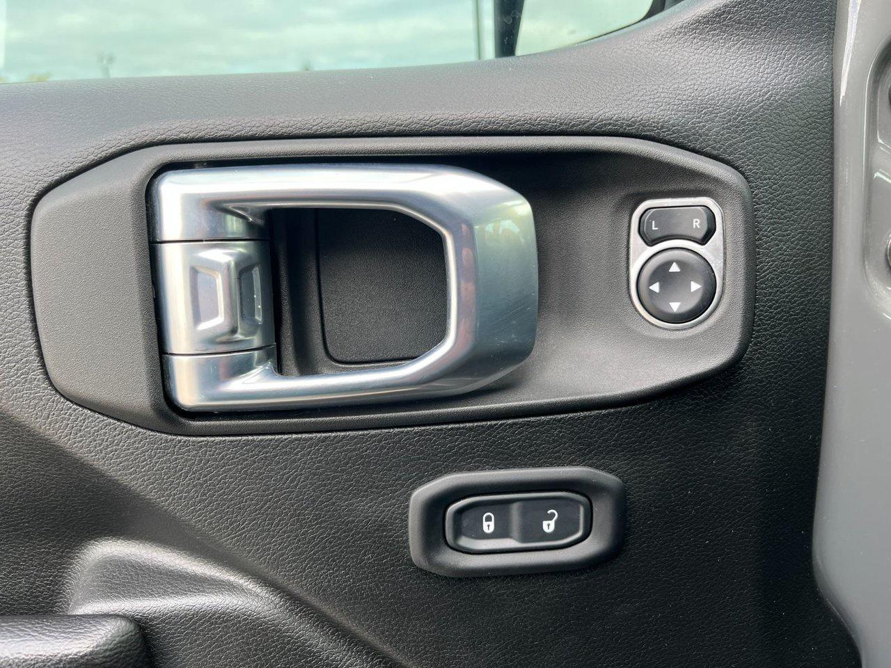 2021 Jeep Wrangler UNLIMITED SPORT 4x4 Photo