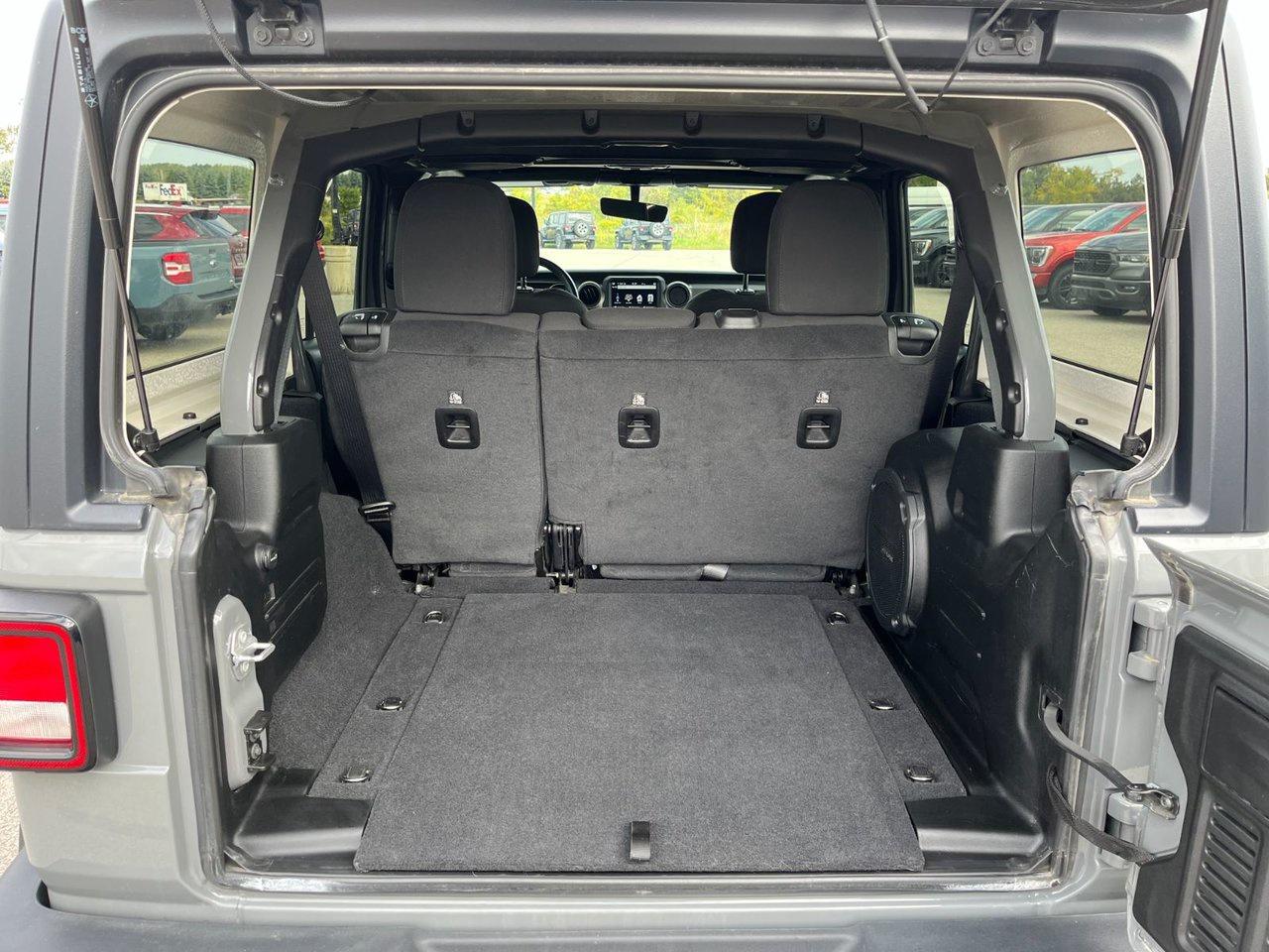 2021 Jeep Wrangler UNLIMITED SPORT 4x4 Photo