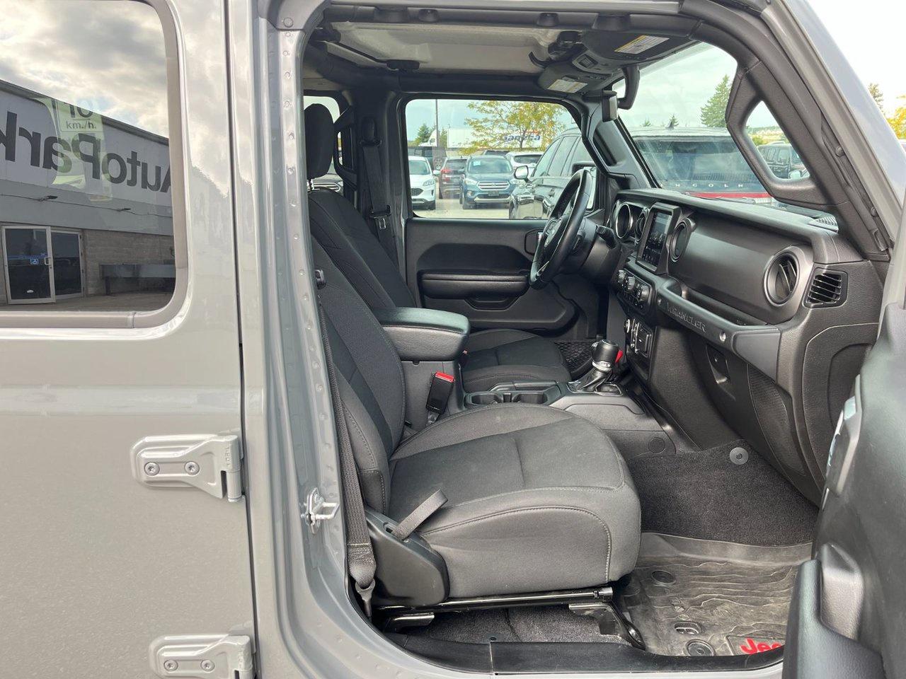 2021 Jeep Wrangler UNLIMITED SPORT 4x4 Photo