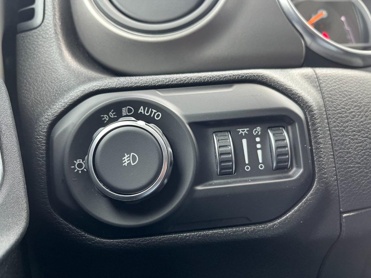 2021 Jeep Wrangler UNLIMITED SPORT 4x4 Photo